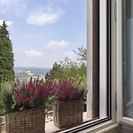 White Lilac Romantic - Adults Only Bed & Breakfast Arona