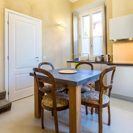 White Lilac Romantic - Adults Only Couette-café 4*