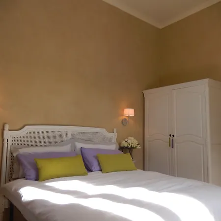 Bed and breakfast White Lilac Romantic - Adults Only 4*
