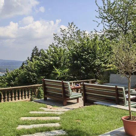 Bed and breakfast White Lilac Romantic - Adults Only