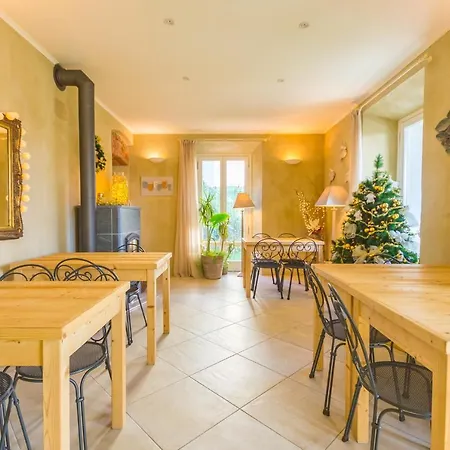 White Lilac Romantic - Adults Only Couette-café 4*