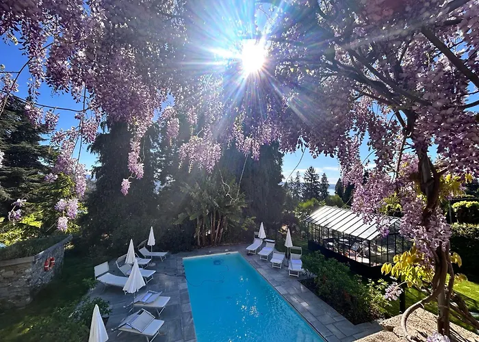 White Lilac Romantic - Adults Only 4*