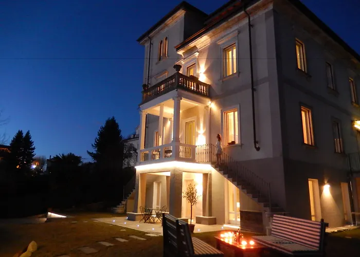 White Lilac Romantic - Adults Only 4*